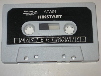 soft_kazeta_(atari)_kikstart_kazeta.jpg, 35kB