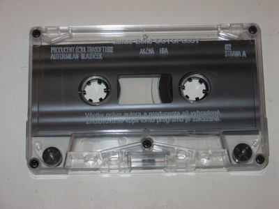soft_kazeta_(zxspectrum)_octopussy_kazeta.jpg, 34kB