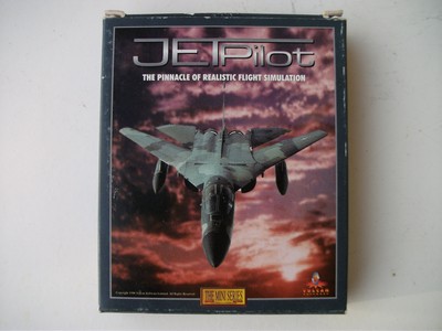 soft_disketa_(amiga)_jetpilot_krabpred.jpg, 87kB