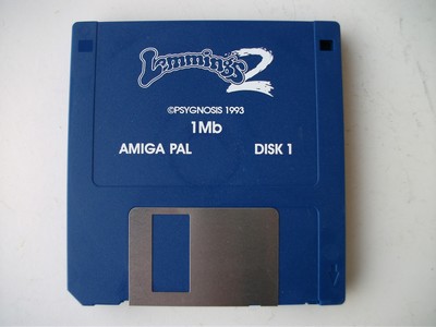 soft_disketa_(amiga)_lemmings2tribes_disketa.jpg, 74kB