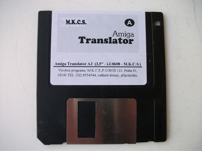 soft_disketa_(amiga)_translator_disketa.jpg, 73kB