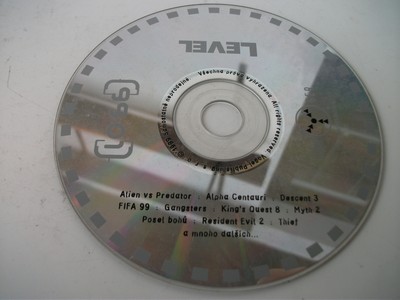 software_cd_amiga_aminet10_obal.jpg, 50 kB