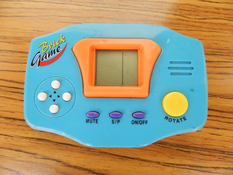 brickgamemodry_pred.jpg, 122kB