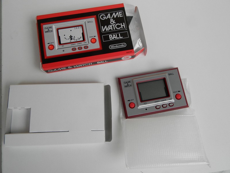 nintendo_gameandwatch_ball_reedice_vse.jpg, 87kB