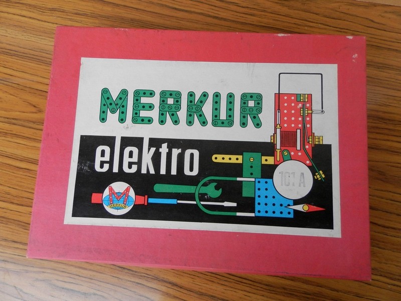 stavebnice_merkur_elektro_101a_krabpred.jpg, 114kB