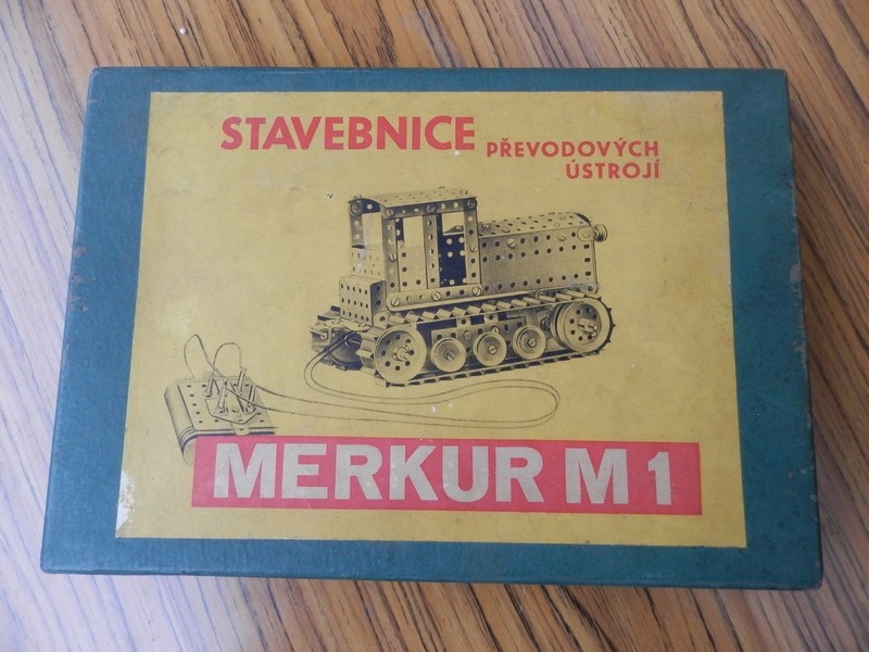 stavebnice_merkur_m1_stavebniceprevodovychustroji_krabpred.jpg, 113kB