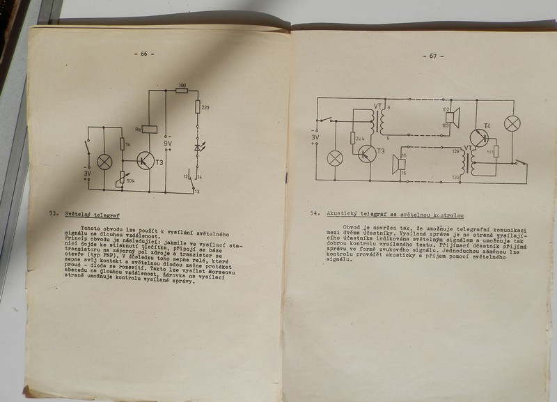 stavebnice_mezelektronik_01_navodotev.jpg, 100kB