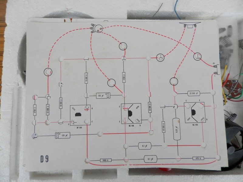 stavebnice_pikotron2_pred.jpg, 81kB