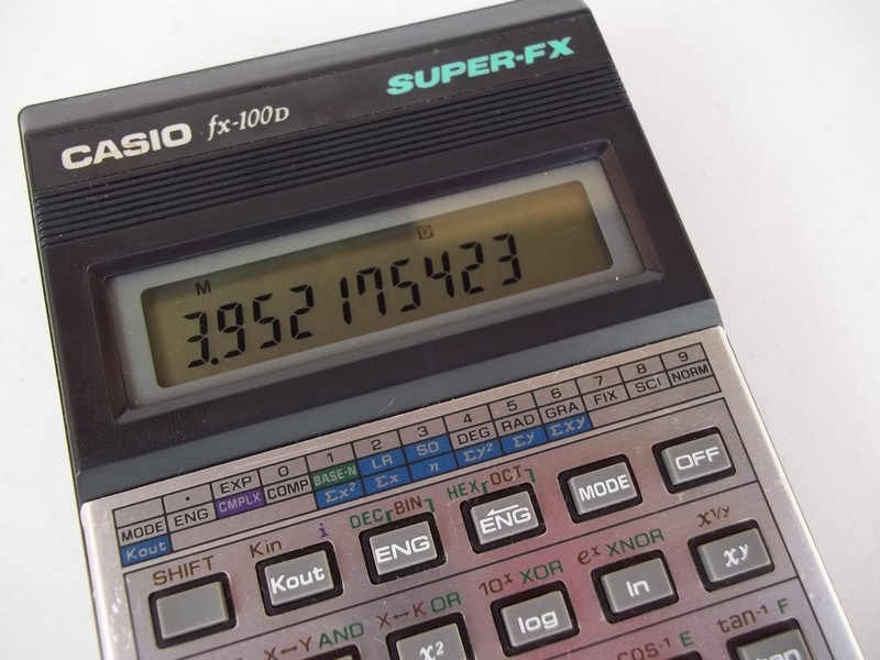 casio_fx100d_detail.jpg, 186 kB