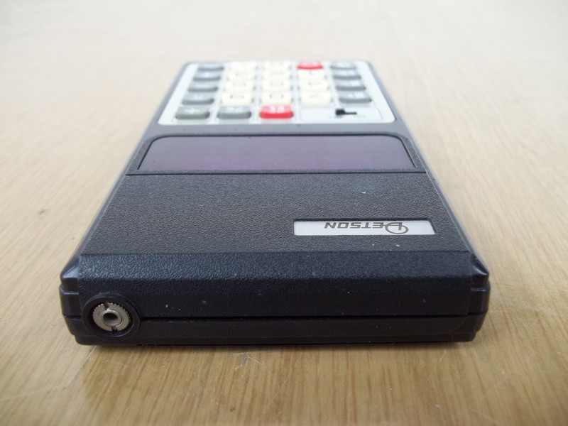 detson_808_vzadu.jpg, 114kB