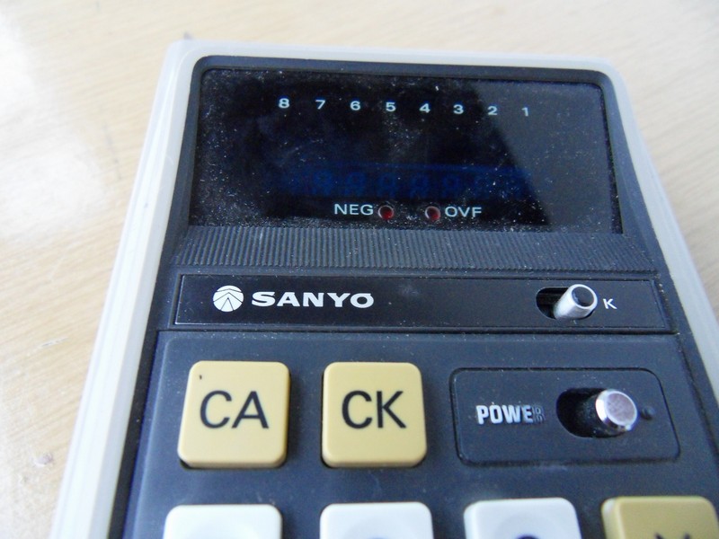 sanyo_cx8001_detail.jpg, 119 kB