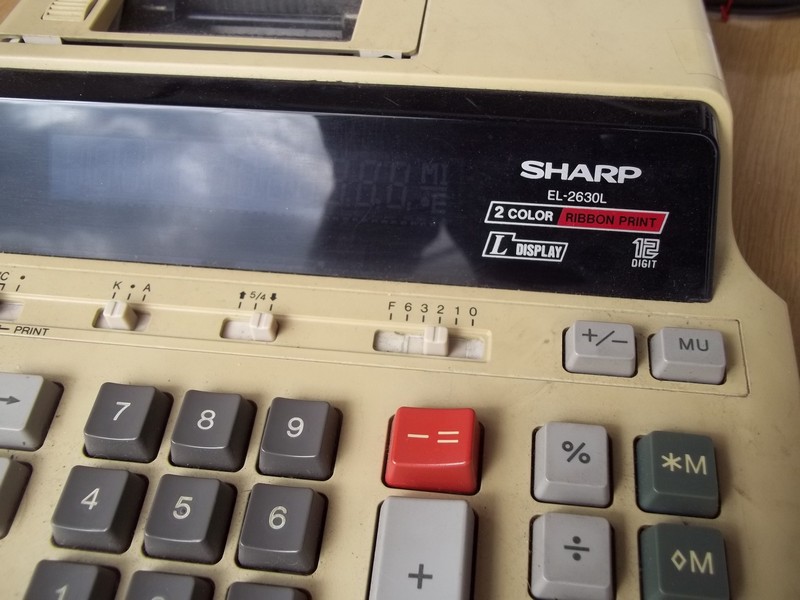 sharp_el2630l_detail.jpg, 131kB