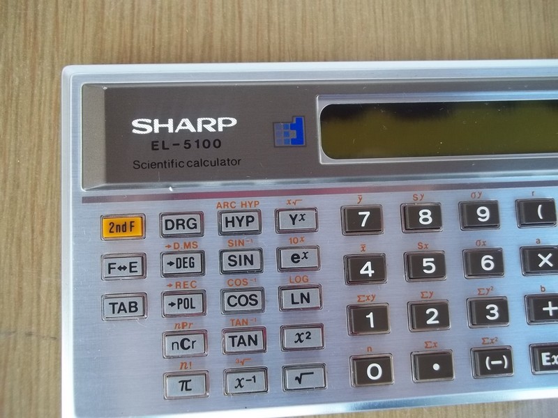 sharp_el5100_detail.jpg, 153kB