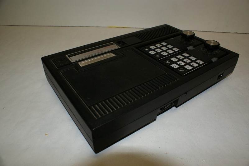 coleco_colecovision_vrch.jpg, 114 kB