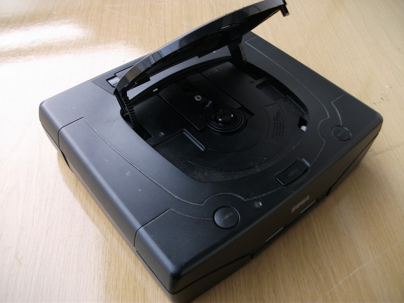 sega_saturn_spodotev.jpg, 137 kB