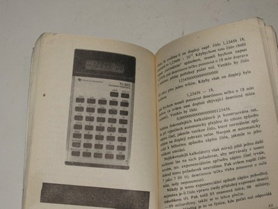 literatura_kniha_hryskalkulatory_otev.jpg, 38 kB