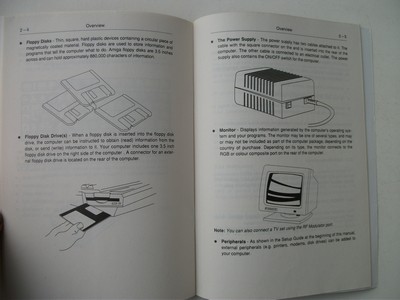 literatura_kniha_(amiga)_introducingtheamiga600_otev.jpg, 79kB