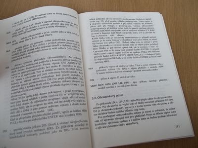 literatura_kniha_(sinclair)_ivanjedlicka_memoryresidentsystem_otev.jpg, 63 kB