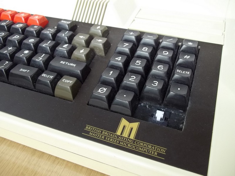 acorn_bbcmaster_detail2.jpg, 192 kB