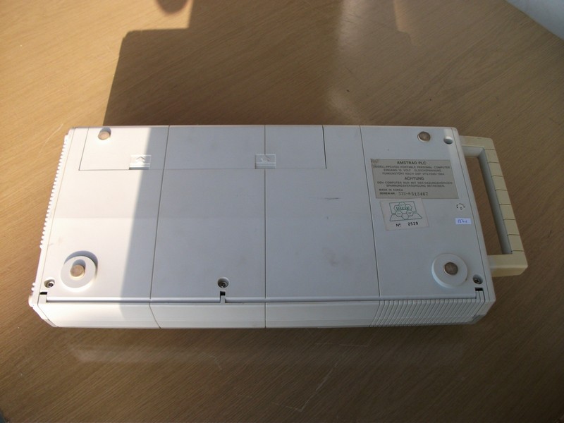 amstrad_ppc512_vzad.jpg, 92kB