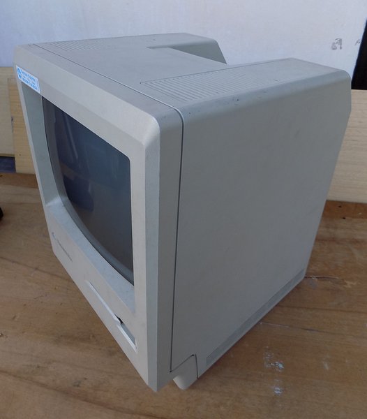 apple_macintoshplus_spod.jpg, 88kB