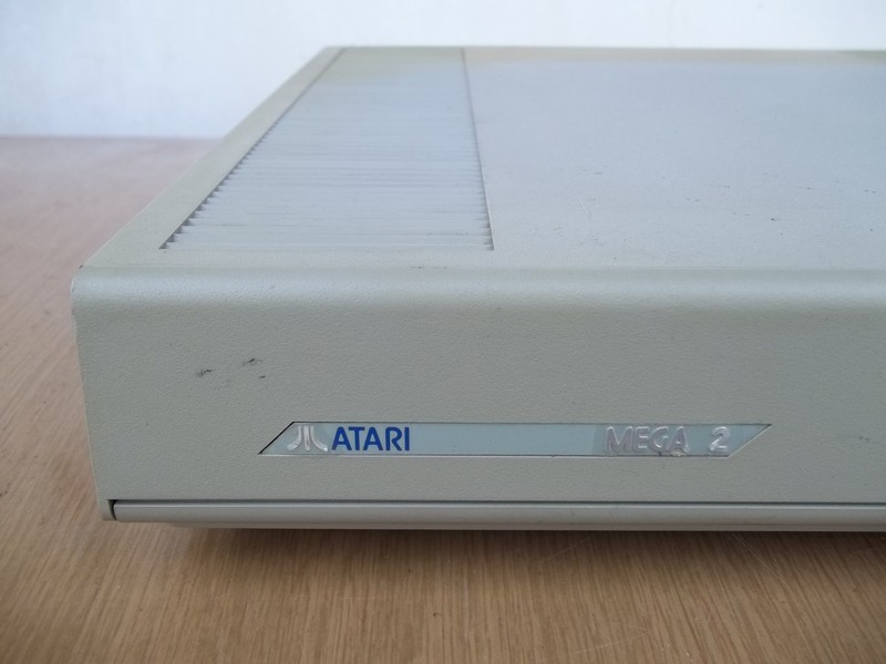 atari_mega2_detail.jpg, 125 kB