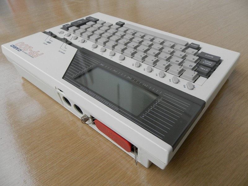 casio_fp200_vrch.jpg, 118kB