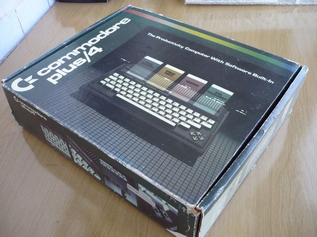 commodore_plus4_krabicespod.jpg, 117 kB