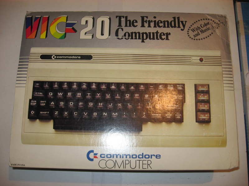 commodore_vic20_krabicejinapred.jpg, 111 kB