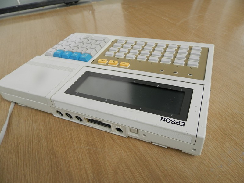 epson_px4b_vrch.jpg, 111kB