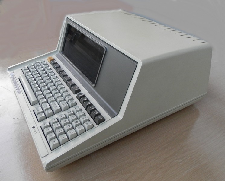 hewlettpackard_hp87xm_spod.jpg, 86kB