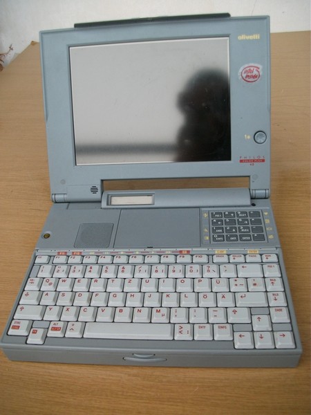 olivetti_philoscolorplus48_predstoj.jpg, 120 kB