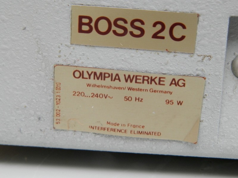 olympia_boss_stitek.jpg, 102kB