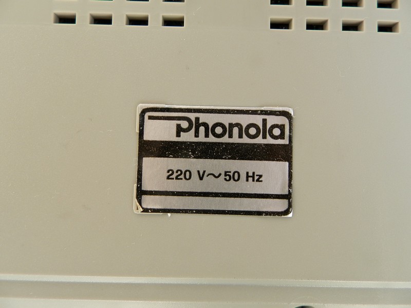 phonola_vg8000_stitek.jpg, 86kB
