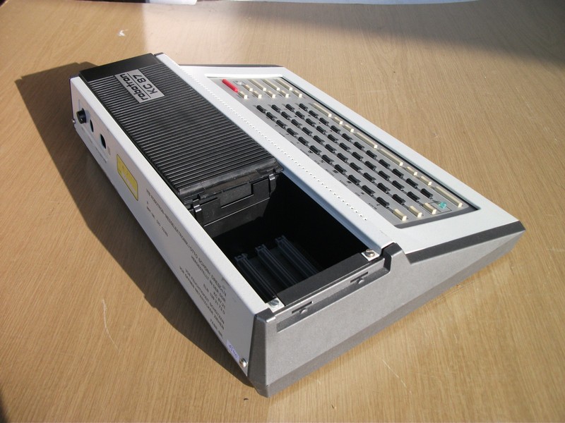 robotron_kc87_vrch.jpg, 137kB