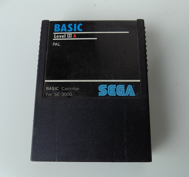 sega_sc3000_kartridzpred.jpg, 120kB