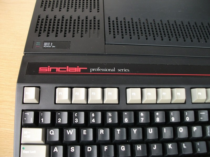 sinclair_pc200_detail.jpg, 123kB