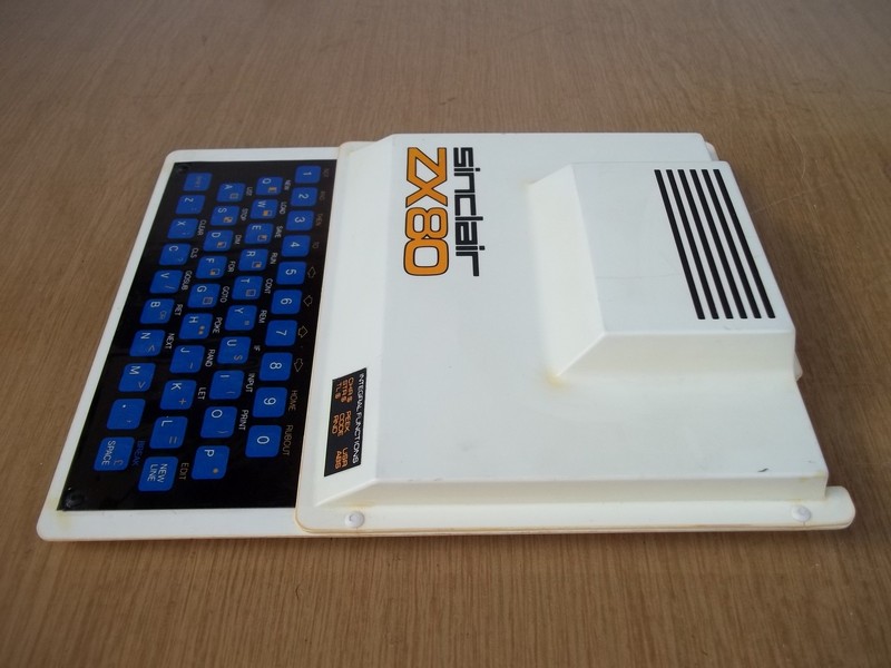 sinclair_zx80_spod2.jpg, 169 kB