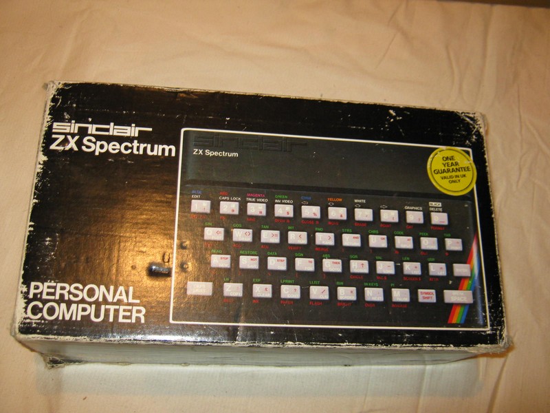 sinclair_zxspectrum_krabicepred.jpg, 126 kB