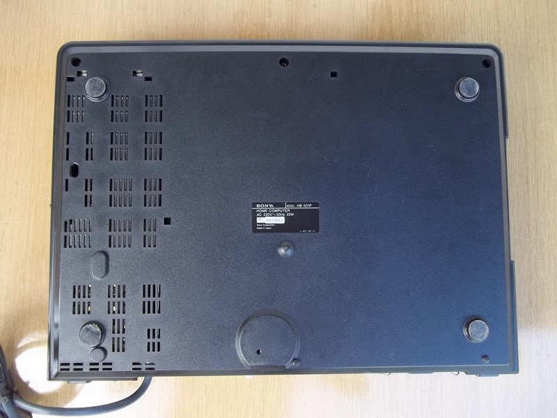 sony_hitbithb501p_vzad.jpg, 194 kB