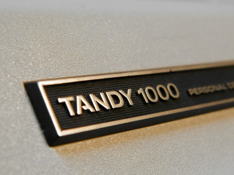 tandy_1000hx_logo.jpg, 112kB