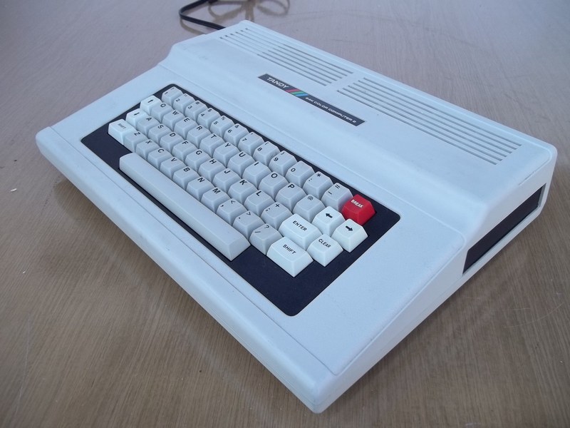 tandy_colorcomputer2_spod.jpg, 173kB