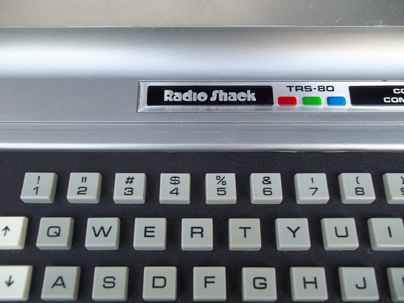 tandyradioshacktrs80_colorcomputer_detail.jpg, 250kB