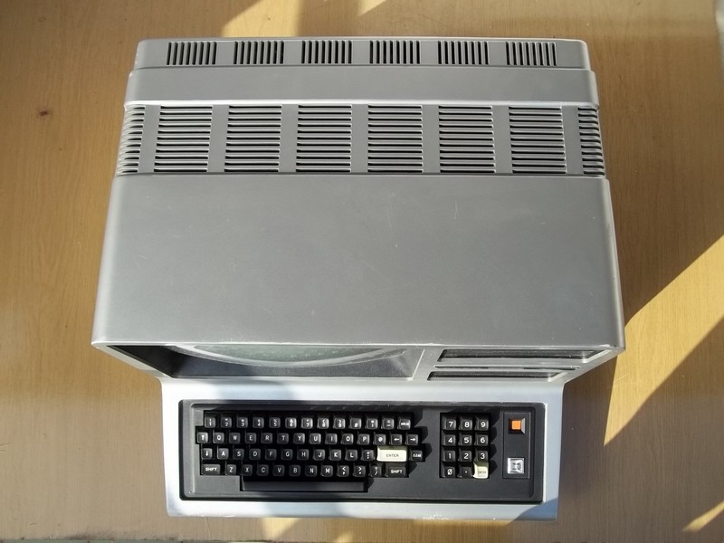 tandyradioshacktrs80_model3_zvrchu.jpg, 170 kB