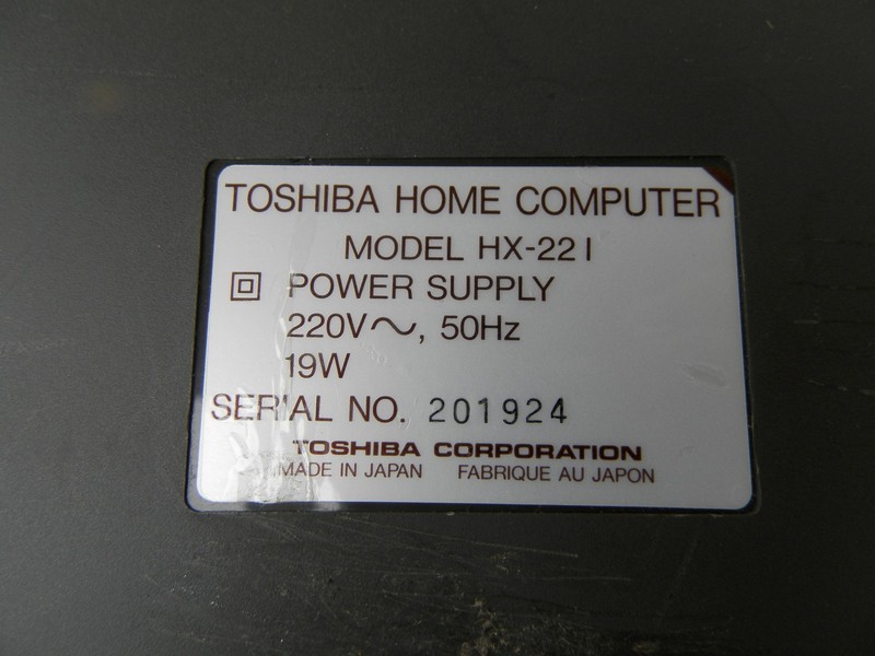 toshiba_hx22_stitek.jpg, 99kB