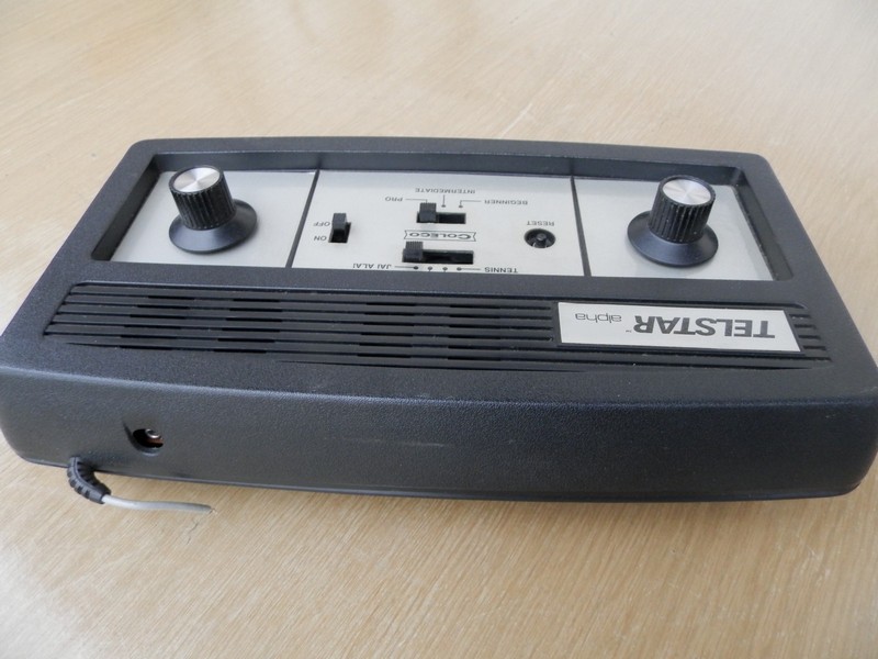 coleco_telstaralpha_vzadu.jpg, 110kB