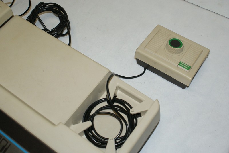 philips_odyssey2001_ovladacvenku.jpg, 115 kB