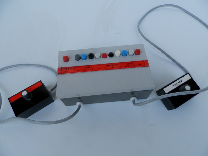 pong_homemade1_dalsi_predvse.jpg, 68kB