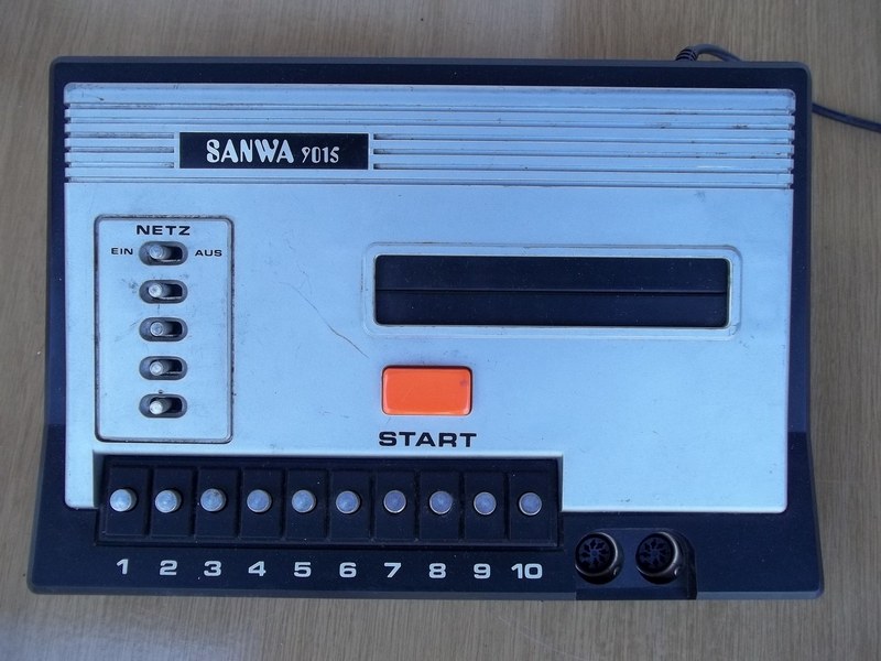 sanwa_9015_zvrchu.jpg, 181kB