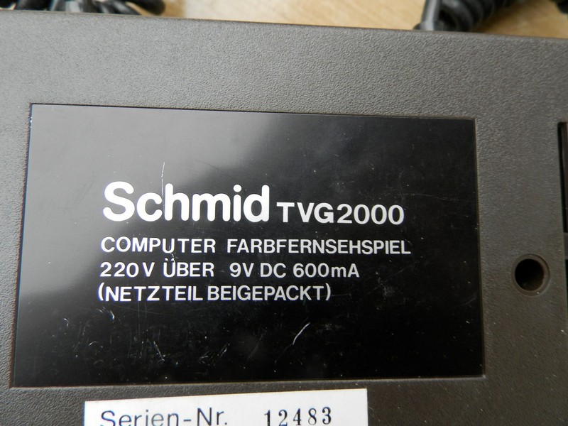 schmid_tvg2000_stitek.jpg, 134kB